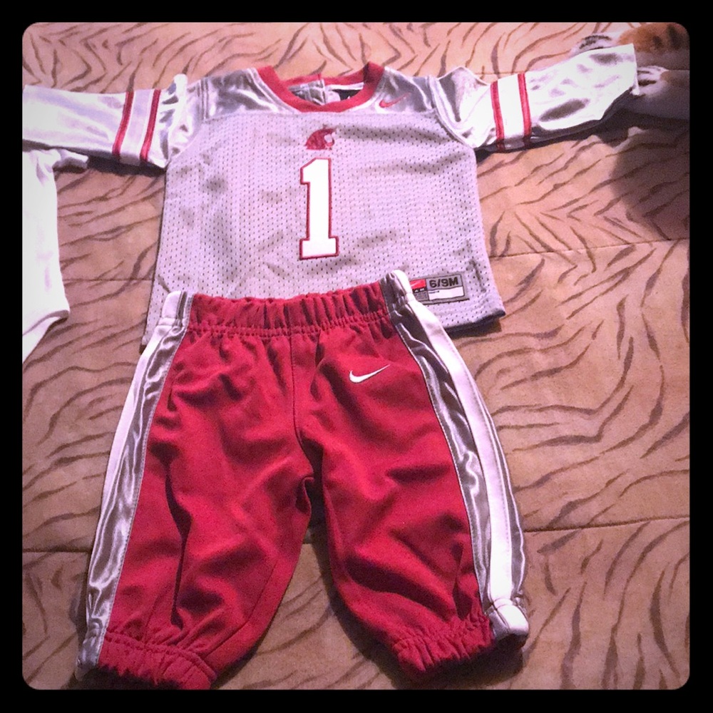 Two piece Nike outfit